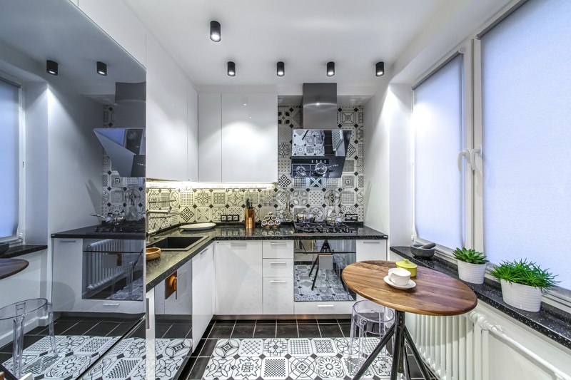 carreaux sur le sol de la cuisine
