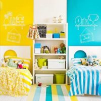 garçon et filles au design lumineux