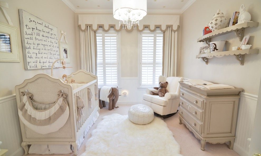 chambre d'enfants beige