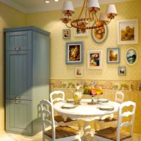 Décor de peintures murales dans une maison de campagne