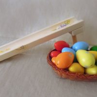 Diapositive souvenir bricolage pour oeufs de Pâques
