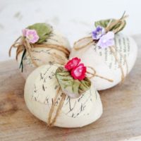 Oeufs de Pâques faits main