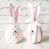 Lapins de Pâques en tissu