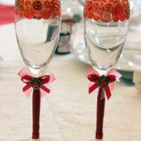 ejemplo de una foto de gafas de boda de estilo de decoración ligera
