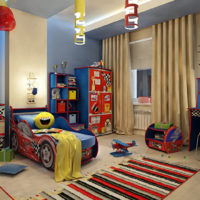 Lit de voiture dans une crèche pour un garçon
