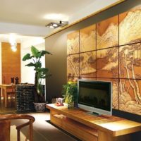 Panneau de bois à l'intérieur du salon
