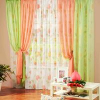 idée de combiner une couleur pêche claire dans le décor de la photo de l'appartement