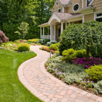 Allée du jardin de clinker
