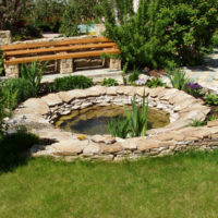 Bassin de jardin en pierre