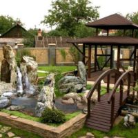 Jardin de style oriental avec gazebo