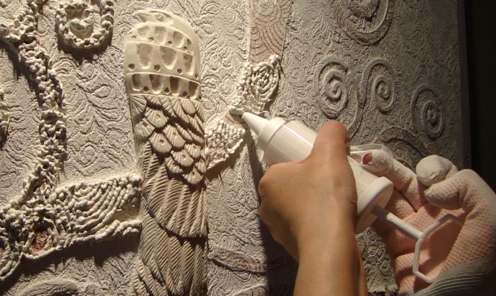 Fabrication de panneaux à partir de plâtre texturé à faire soi-même