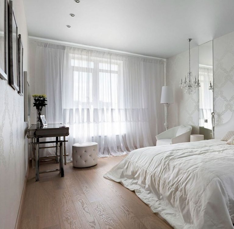 Chambre 12 carrés de couleurs blanches