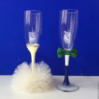 variante de decoración inusual del estilo de gafas de boda photo