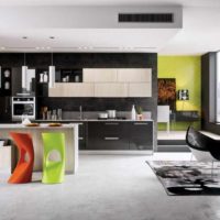 version du design inhabituel de l'appartement dans le style de l'image pop art