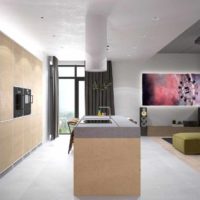 Un exemple de plafond lumineux dans la cuisine
