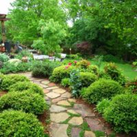 Allée de jardin en pierre naturelle