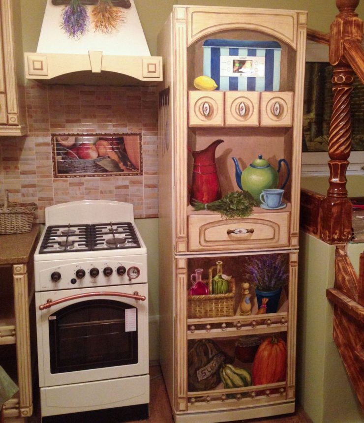 Decoración de nevera de bricolaje como una forma de cambiar el interior de la cocina