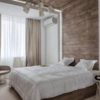 Décoration murale en stratifié avec transition de plafond