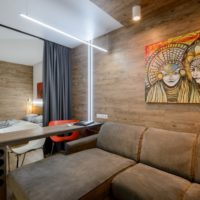 Studio design avec stratifié sur le mur
