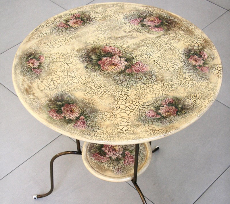 Mesa de cocina decorativa decoupage antigua