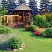 Petit gazebo de style oriental