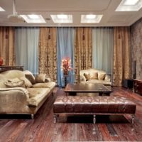 Décoration de velours de meubles rembourrés dans le salon