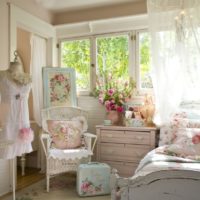 Chambre rose pour adolescente
