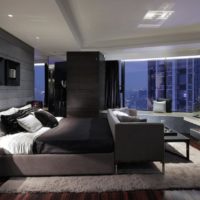 Couleurs sombres dans le design de la chambre matrimoniale