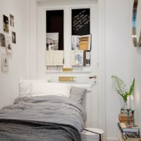 Les inscriptions sur le verre dans la chambre