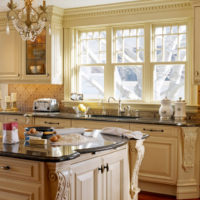 Moulures dans la décoration intérieure de la cuisine classique