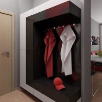 Couleurs contrastées à l'intérieur du couloir
