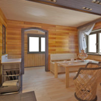 Intérieur d'une salle de relaxation moderne dans un bain de pays