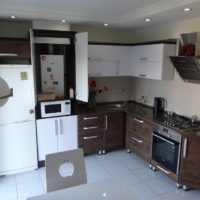 Armoire en aggloméré laminé pour chaudière à gaz