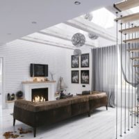 Canapé marron à l'intérieur d'un salon lumineux