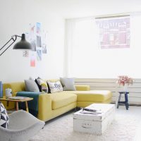 Salon lumineux en blanc