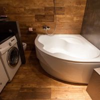 Intérieur de salle de bain de style loft