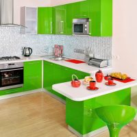 Bar comptoir vert avec comptoir blanc