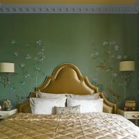 Couleur dorée dans le design de la chambre
