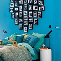 Mur bleu avec vos photos préférées