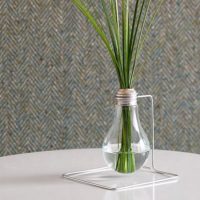 Vase à partir d'une vieille ampoule à incandescence