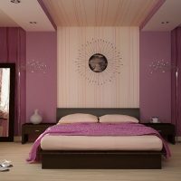 Lit marron dans la chambre des femmes