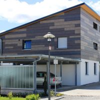 Revêtement de façade en panneaux métalliques