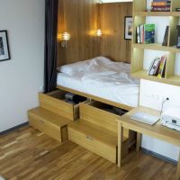 Lit avec tiroirs en panneaux de particules stratifiés