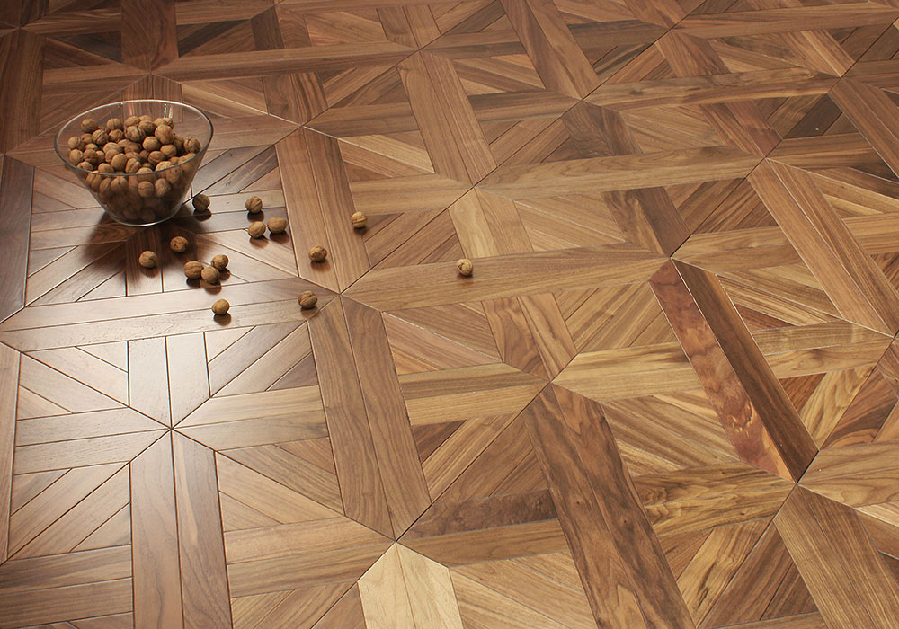 Photo de parquet modulaire au sol du salon