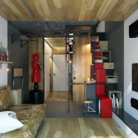 Stratifié au plafond du salon