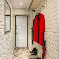 Mur de briques blanches