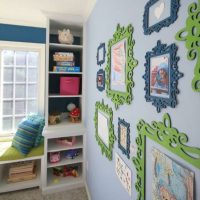 Beau cadre pour les dessins d'enfants