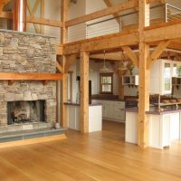Structures en bois à l'intérieur du salon