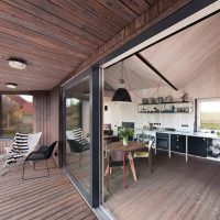 Fenêtres coulissantes dans une maison privée