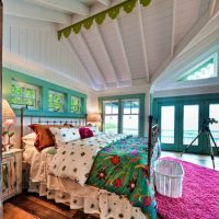 Textiles brillants dans le design de la chambre